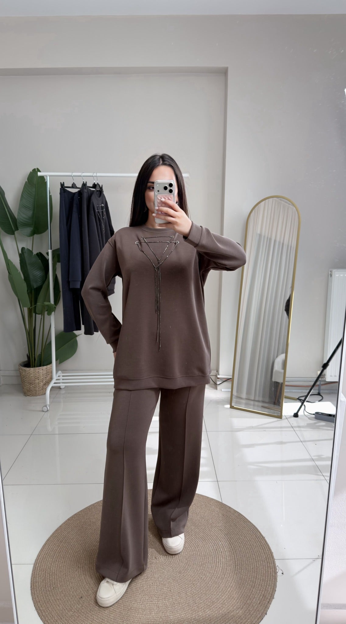 26K966 kahve pantolonlu takım