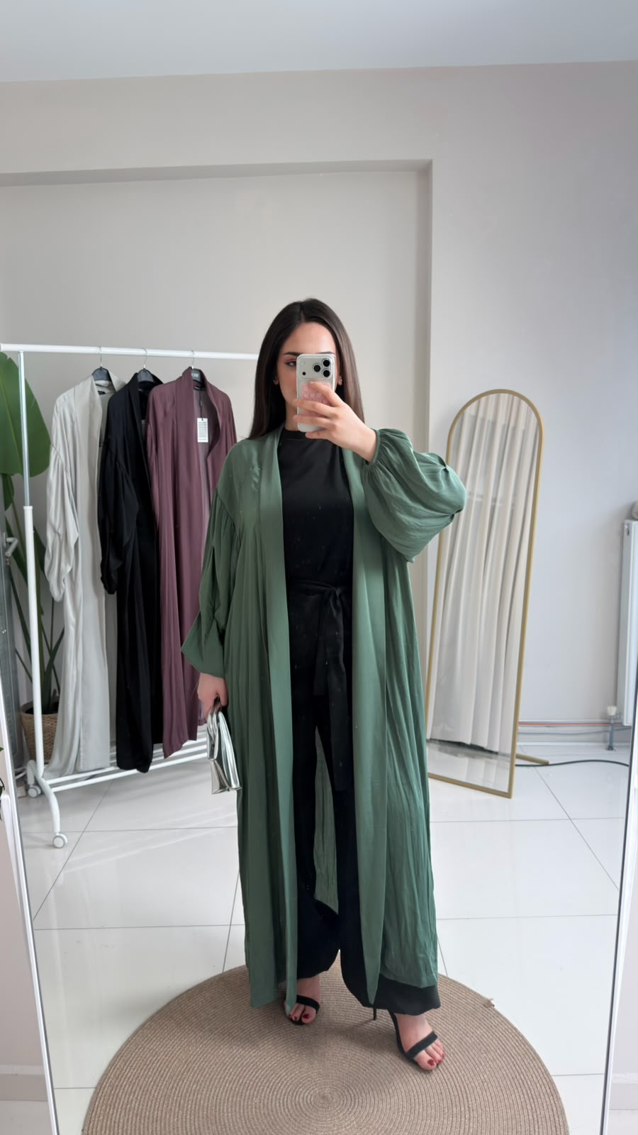 KOLLARI BÜZGÜLÜ CUPRA KAFTAN