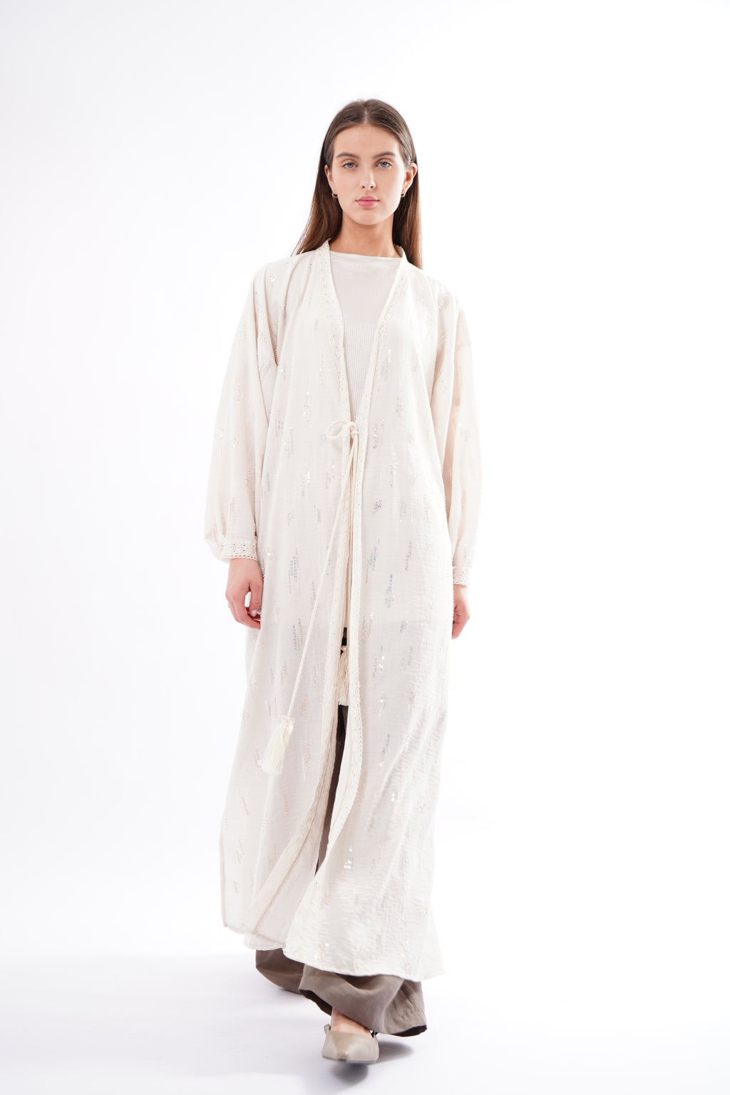 ÖNÜ DANTEL DETAYLI PUL PAYETLİ KAFTAN