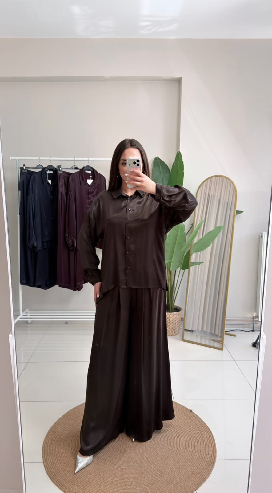 SATEN BOL PAÇA PANTOLONLU TAKIM